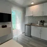Renovated Tiny House * San Bartolomé